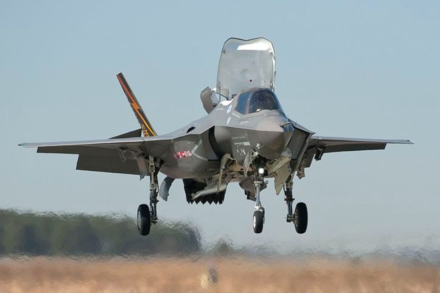 Japan Approves Allocating $445 Million for Four F-35Bs