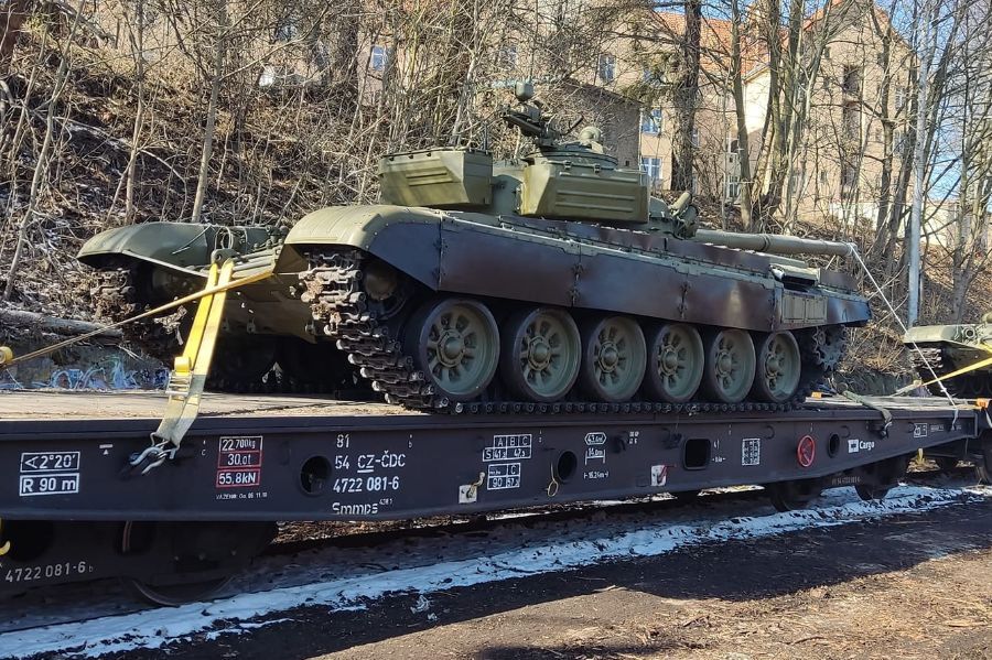 Czechia Donates T-72 tanks to Ukraine