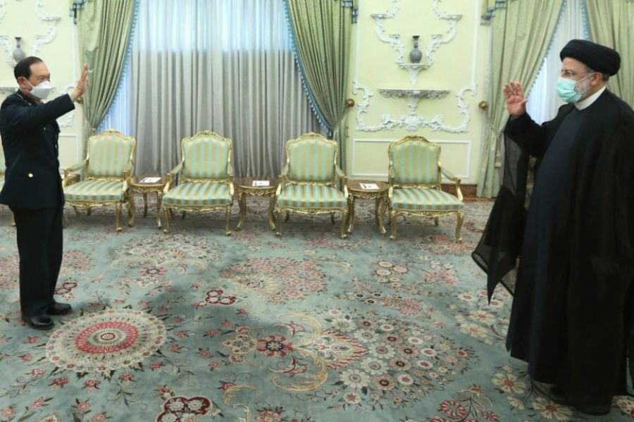 Iran seeks to strengthen military ties with China
