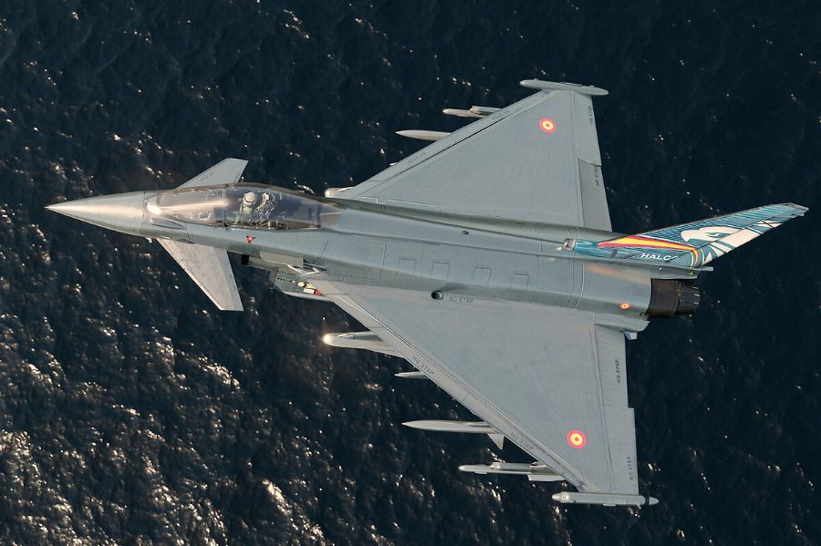 Spain to replace F-18s with latest generation Eurofighters