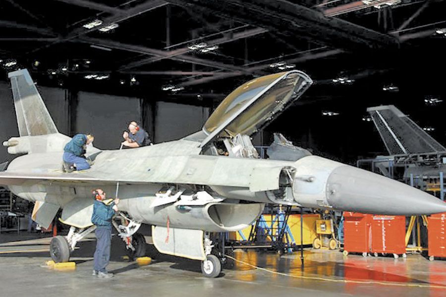 Greece Plans to split Hellenic Aerospace