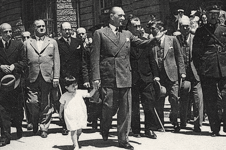 Turkey Celebrates 23 April at Homes due to Covid