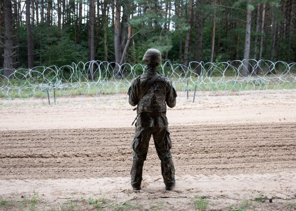 Poland Deploys 10 thousand Soldiers to the Belarus Border 
