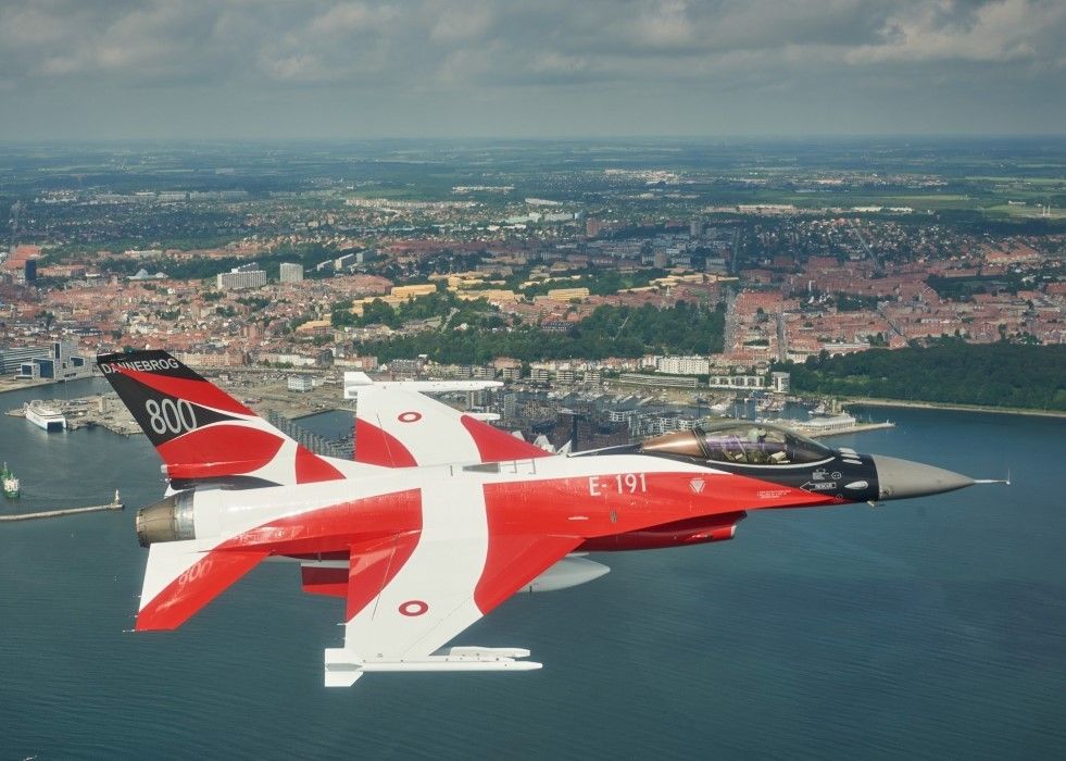 Ukraine to Receive Second-Hand F-16s 