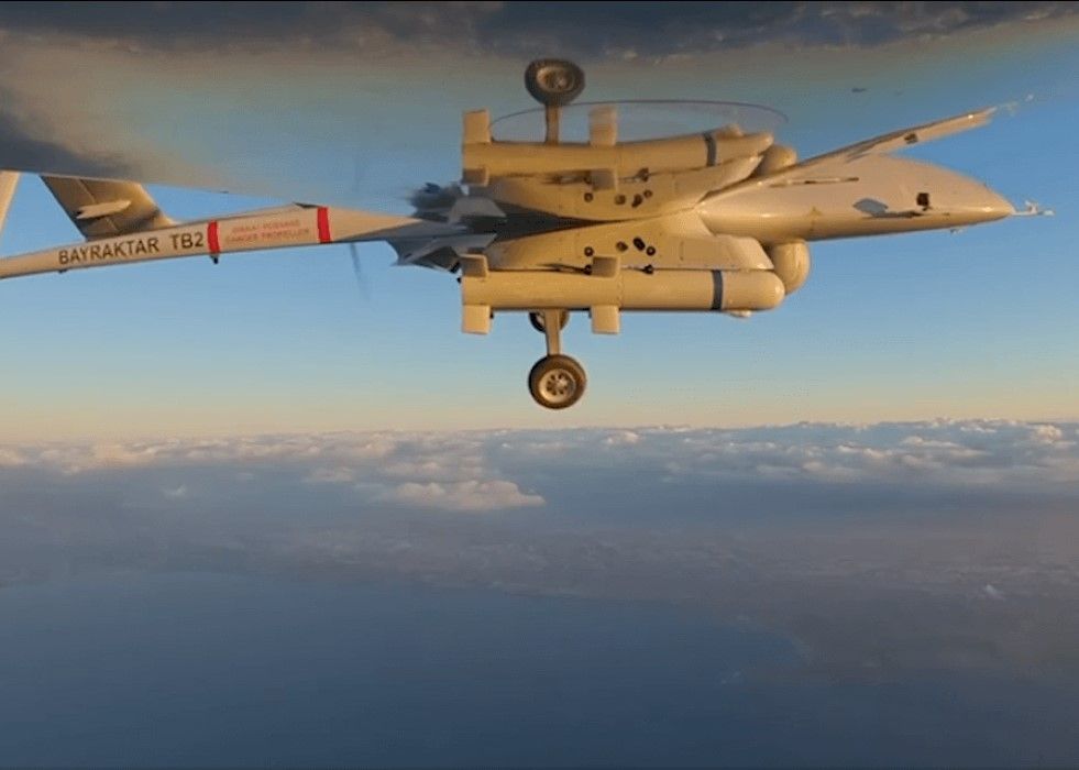 Baykar TB2 with EDGE's Smart Munition DESERT STING 16