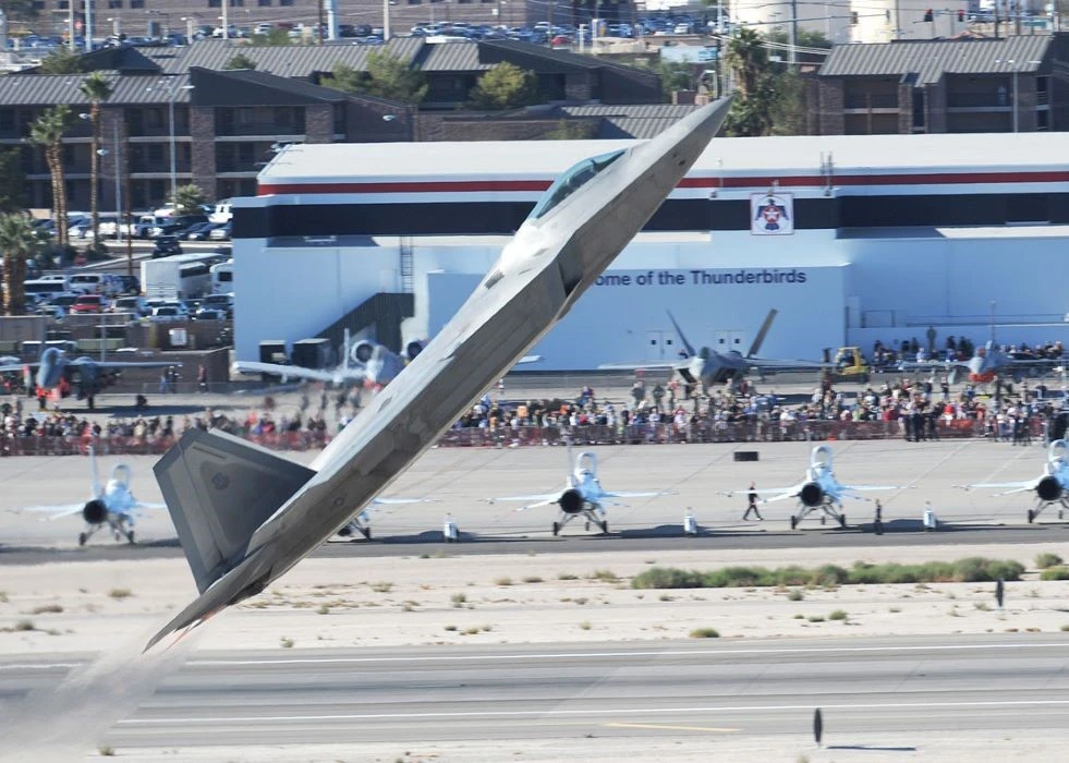 U.S. Divests 250 Aircraft in 2025, including F-22s