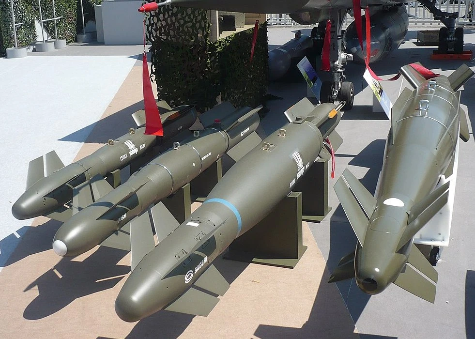 French Guidance Kit Spotted on Ukrainian Fighter Jet