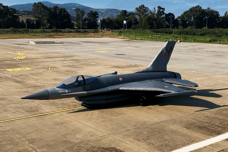 TDU company exports inflatable dummy F-16 aircraft