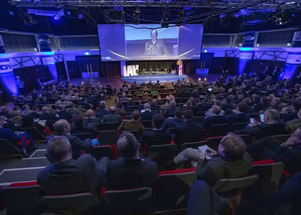 Six Turkish Firms Join UK Armoured Vehicles Conference