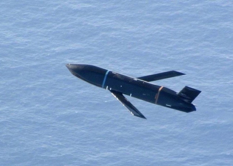 The US Air Force Plans to Include LRASM in F-16 Aircraft