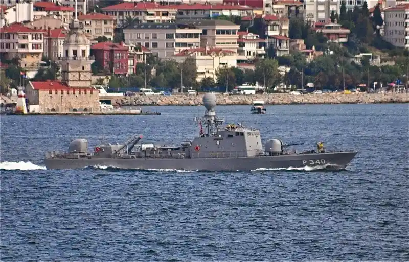 Turkiye Donates TCG Volkan Fast Attack Craft to Maldives