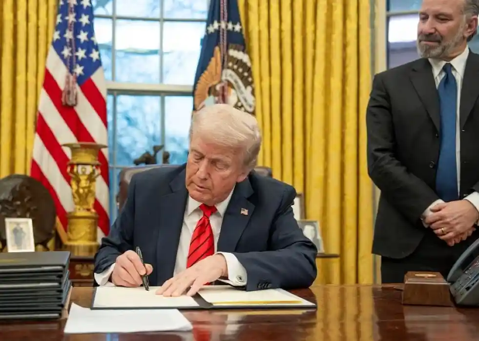 Trump to Ease Defence Exports Amid Economic Protectionism