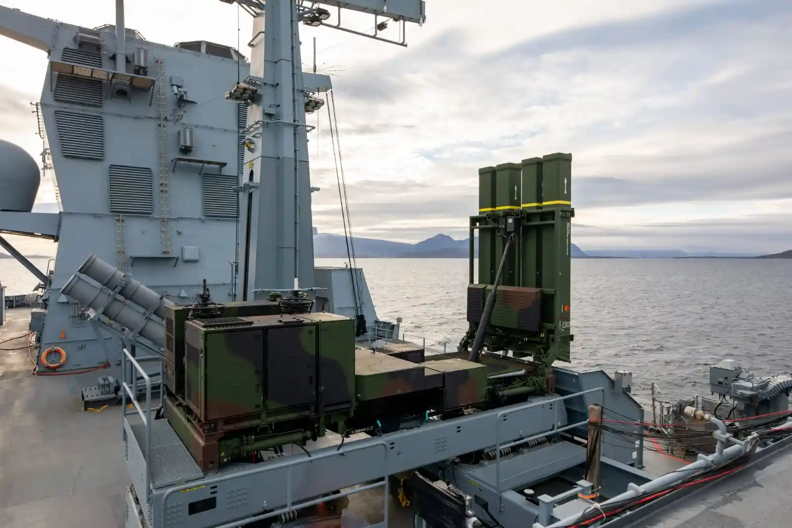 Diehl Integrates Palletised IRIS T SLM On F125 Frigates TURDEF