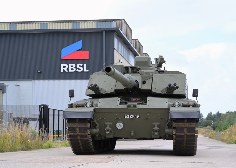 UK slows Challenger 3 to avoid repeating Ajax mistakes