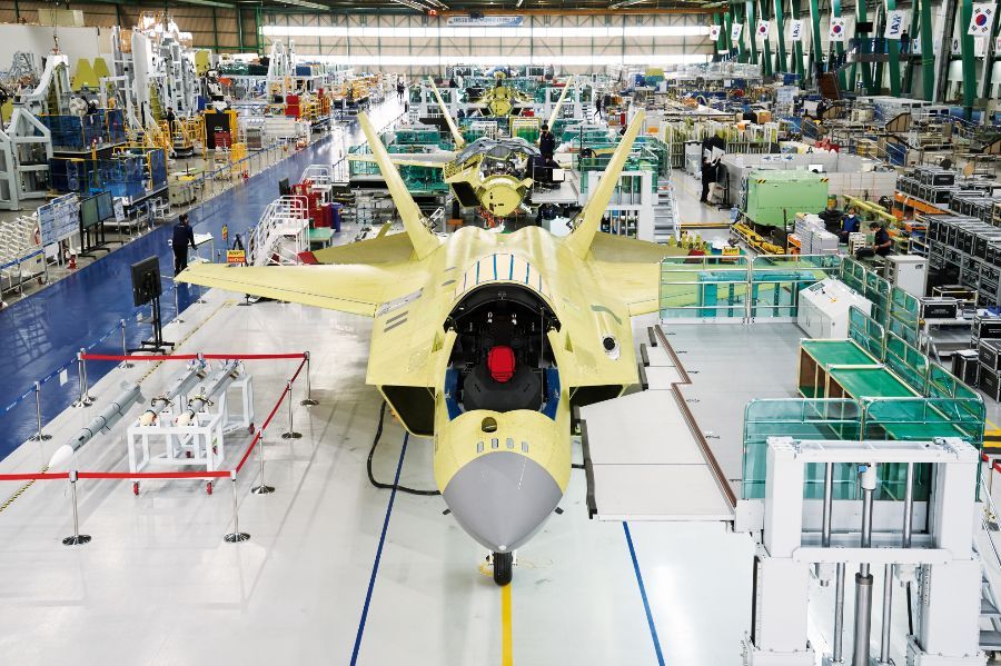 ROK Cuts the Cost of the KF-21 Boramae Fighter Jet