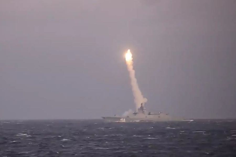 Tsirkon Destroys Target Over 400 Km Away 