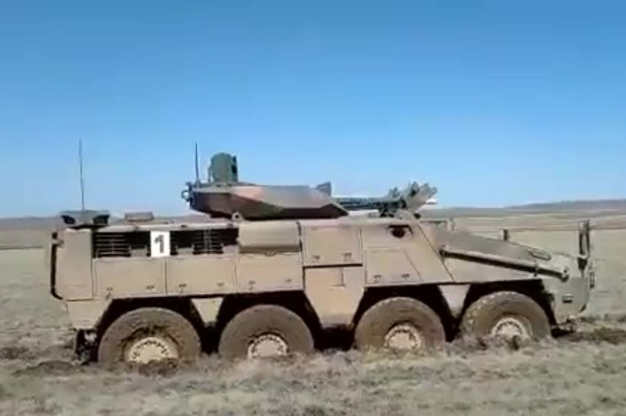 Otokar's 8x8 Tows Barys