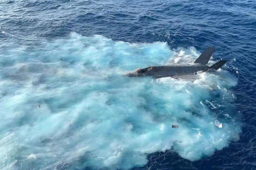 Video of Landing Misshaped F-35 Leaked