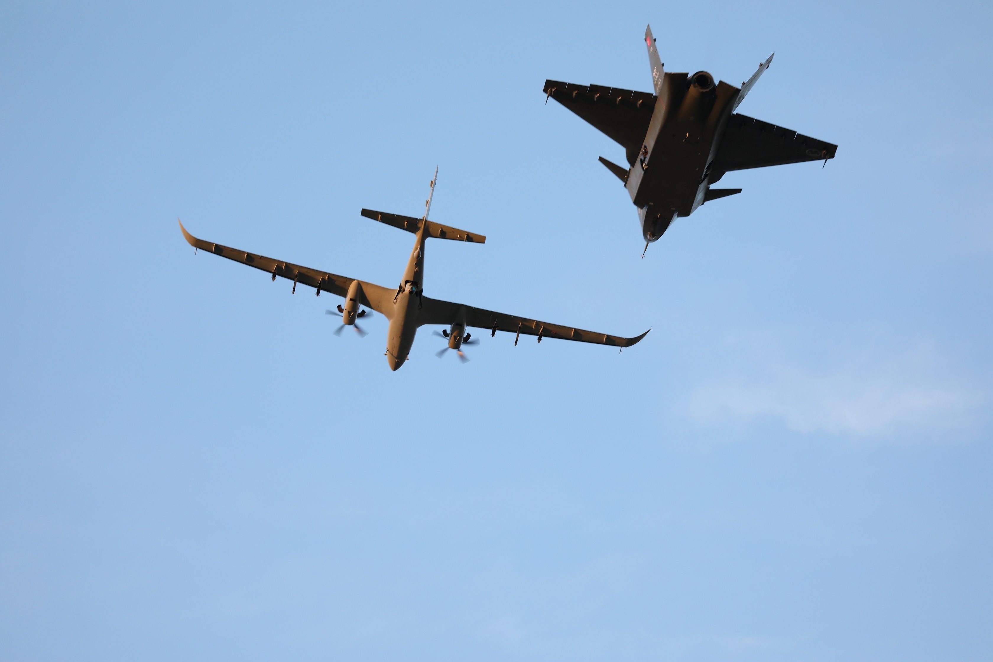 KIZILELMA and AKINCI Flew in Formation